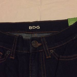 BDG High Rise Cigarette Ankle Jean